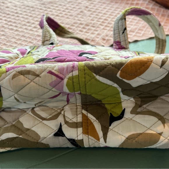 Vera Bradley Women's Portobello Road Floral
Quilted Purse - Picture 5 of 7